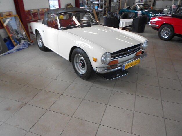 Triumph-TR6