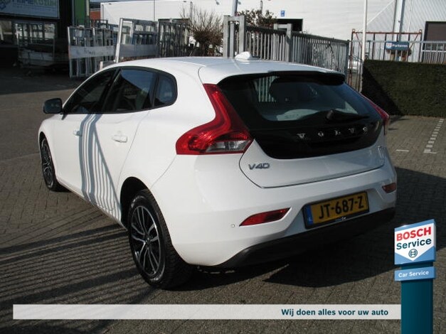 Volvo-V40