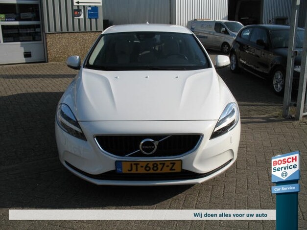 Volvo-V40