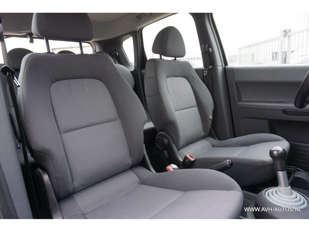 Mitsubishi-Colt