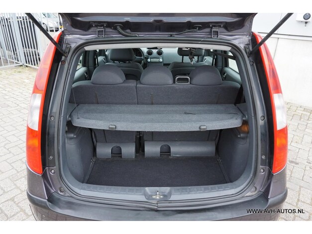 Mitsubishi-Colt