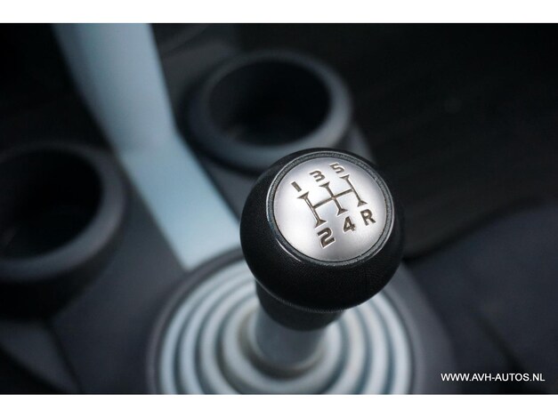 Mitsubishi-Colt