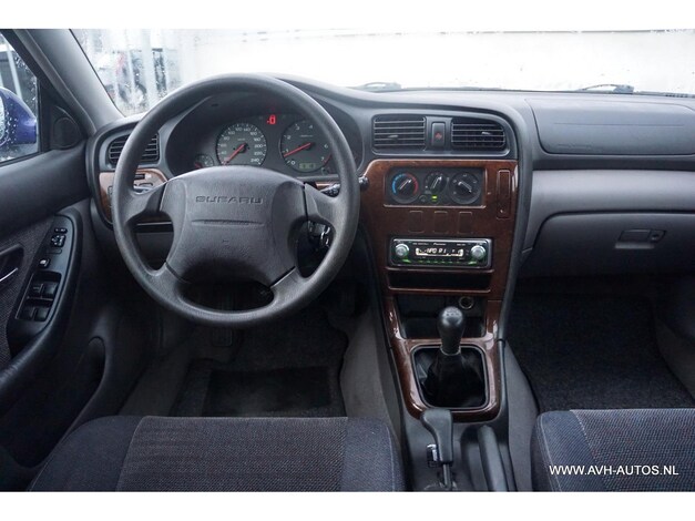 Subaru-Legacy