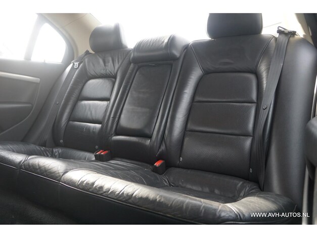 Volvo-S80