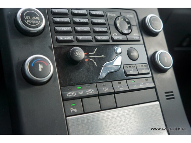 Volvo-S80
