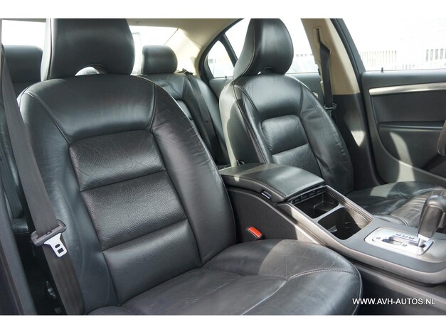 Volvo-S80
