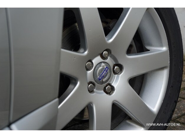 Volvo-S80