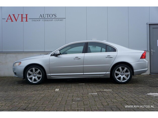 Volvo-S80