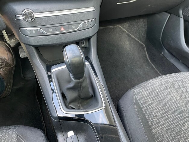 Peugeot-308