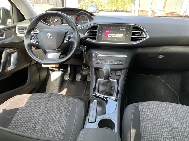 Peugeot-308