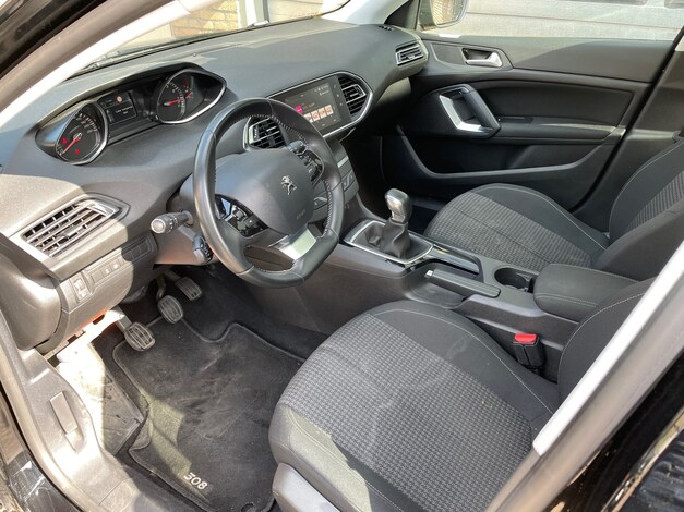 Peugeot-308