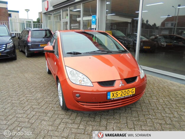 Mitsubishi-Colt