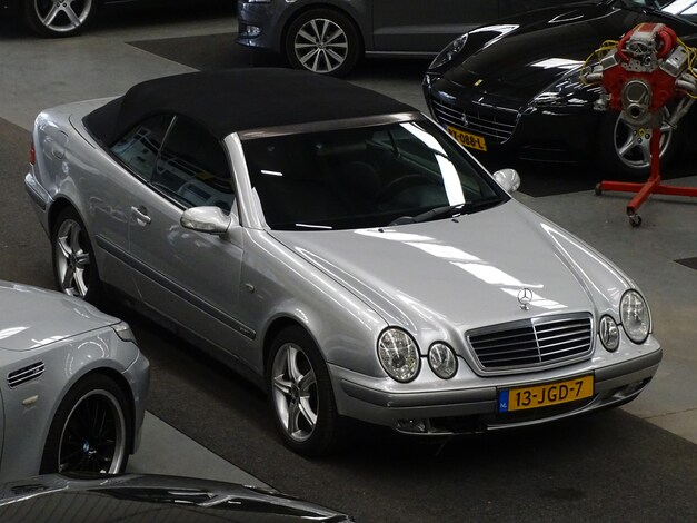 Mercedes-Benz-CLK