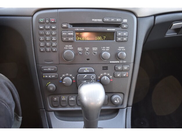 Volvo-S80