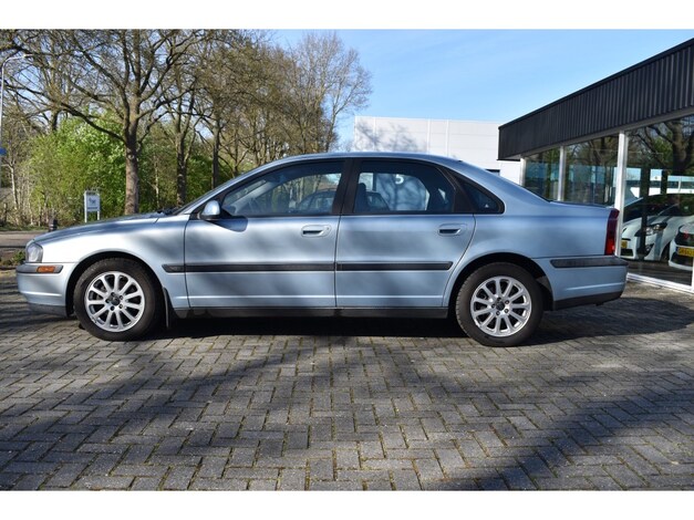 Volvo-S80