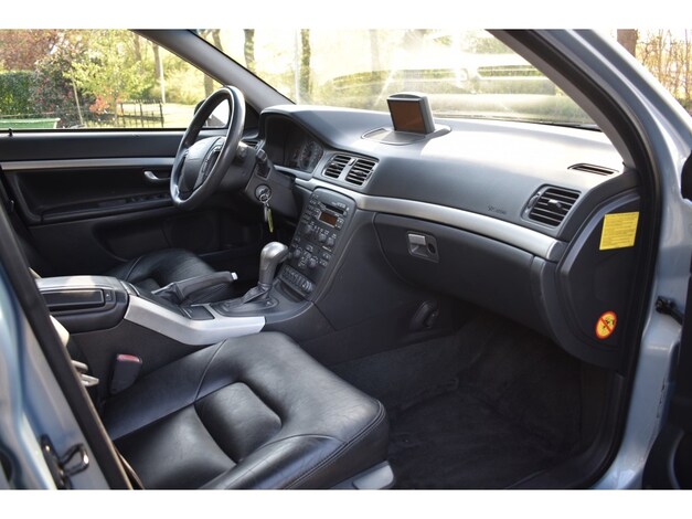 Volvo-S80