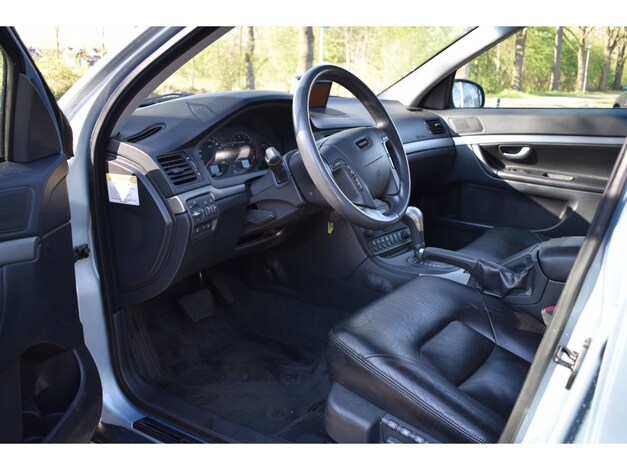 Volvo-S80