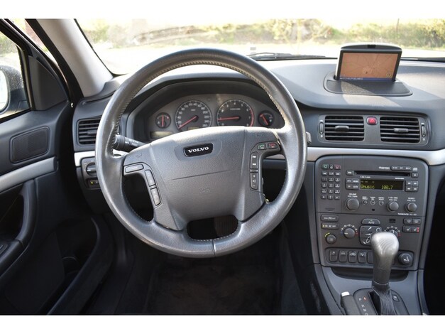 Volvo-S80