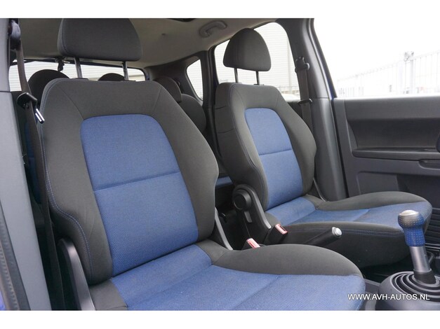 Mitsubishi-Colt