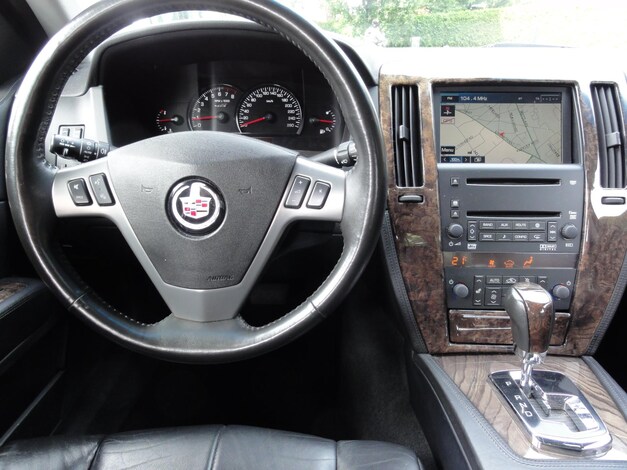 Cadillac-STS