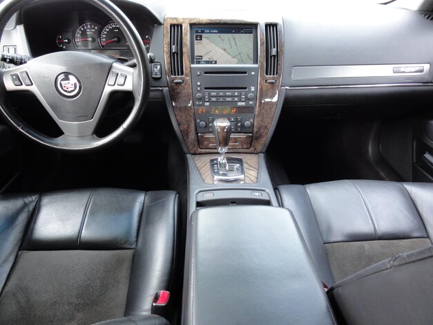 Cadillac-STS