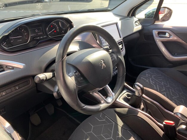 Peugeot-2008