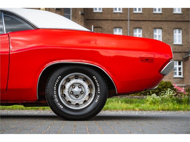 Dodge-Challenger