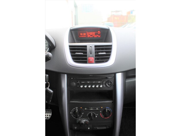 Peugeot-207