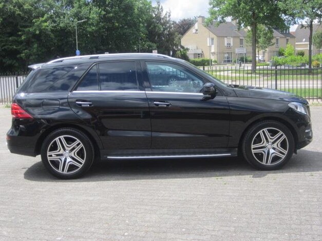 Mercedes-Benz-GLE