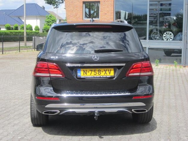 Mercedes-Benz-GLE