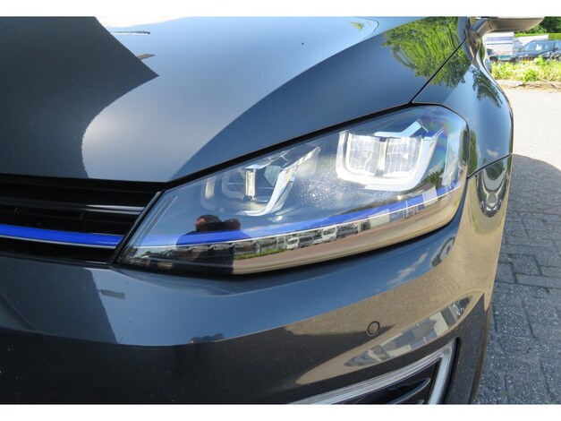Volkswagen-Golf