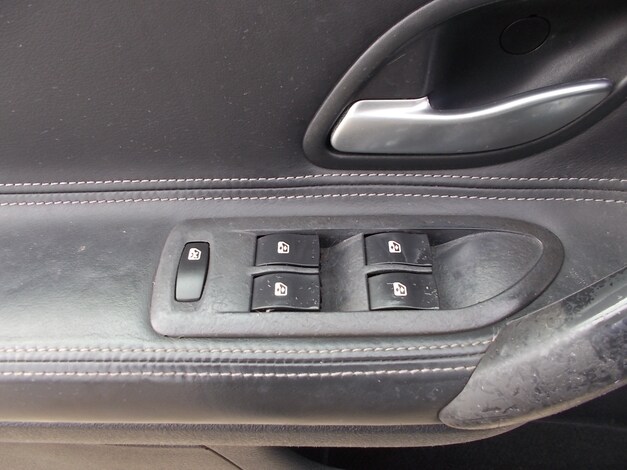Renault-Laguna