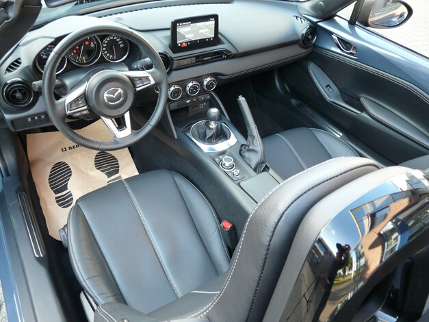 Mazda-MX-5