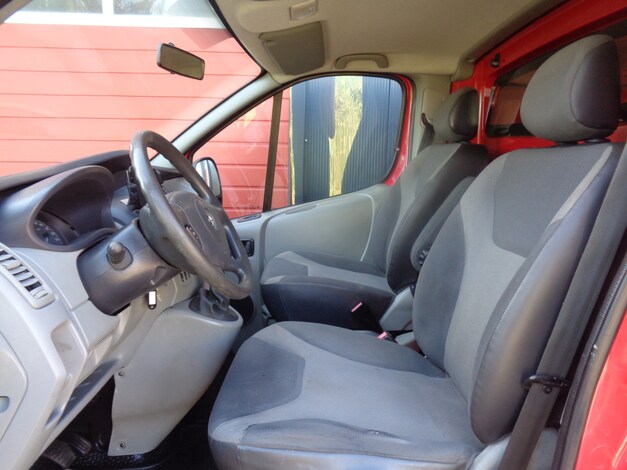 Opel-Vivaro