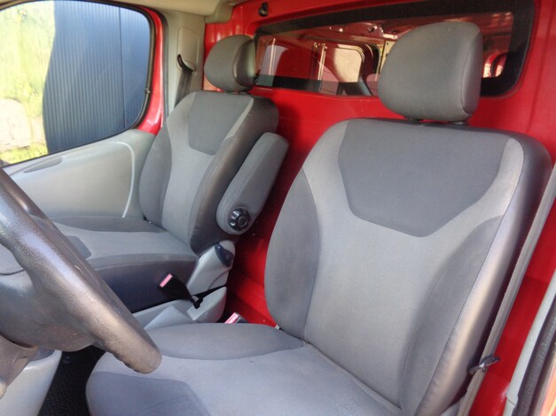 Opel-Vivaro