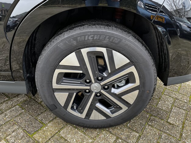 Hyundai-Kona Electric