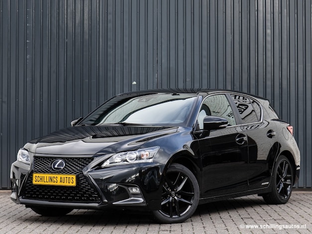 Lexus CT Benzine