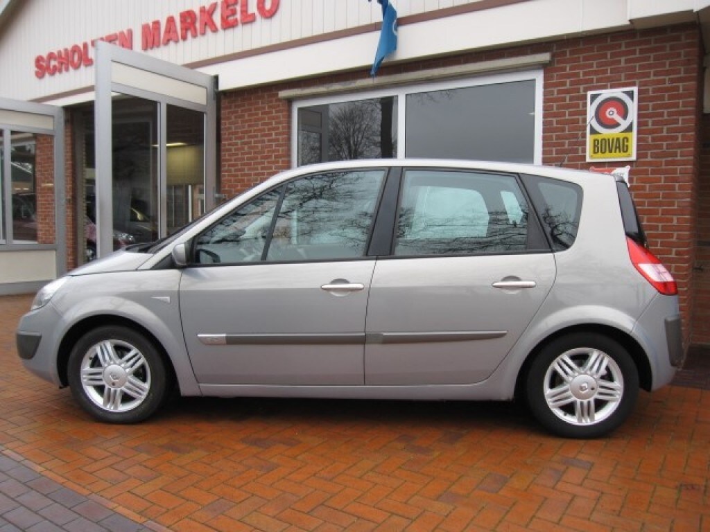 Renault Scenic 1.5 DCI PrivilÃÂ¨ge Luxe