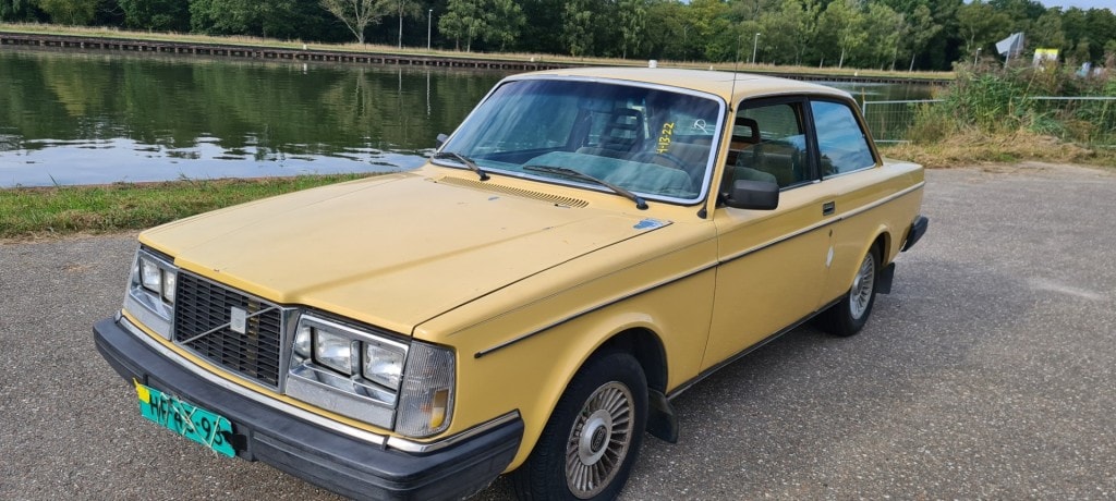 Volvo 200-Serie USA