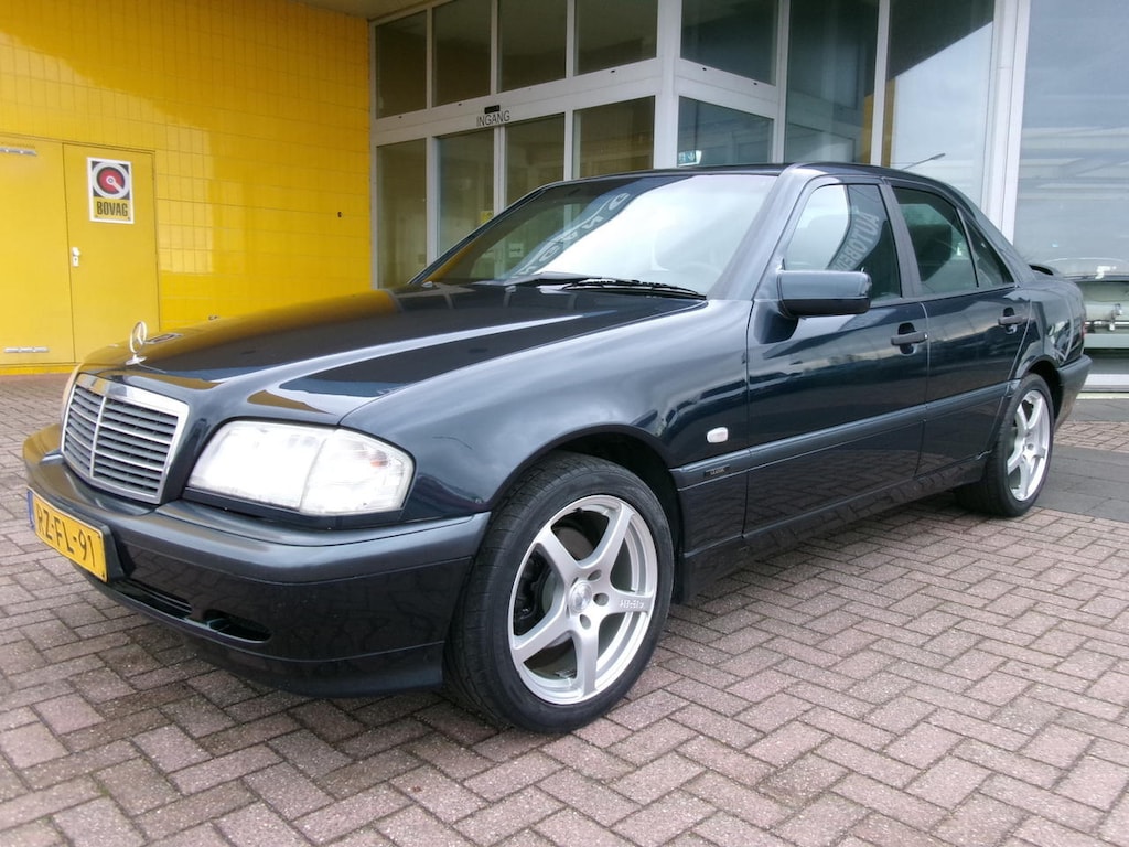 Mercedes-Benz C-klasse 220 D (I.Z.G.ST.!)