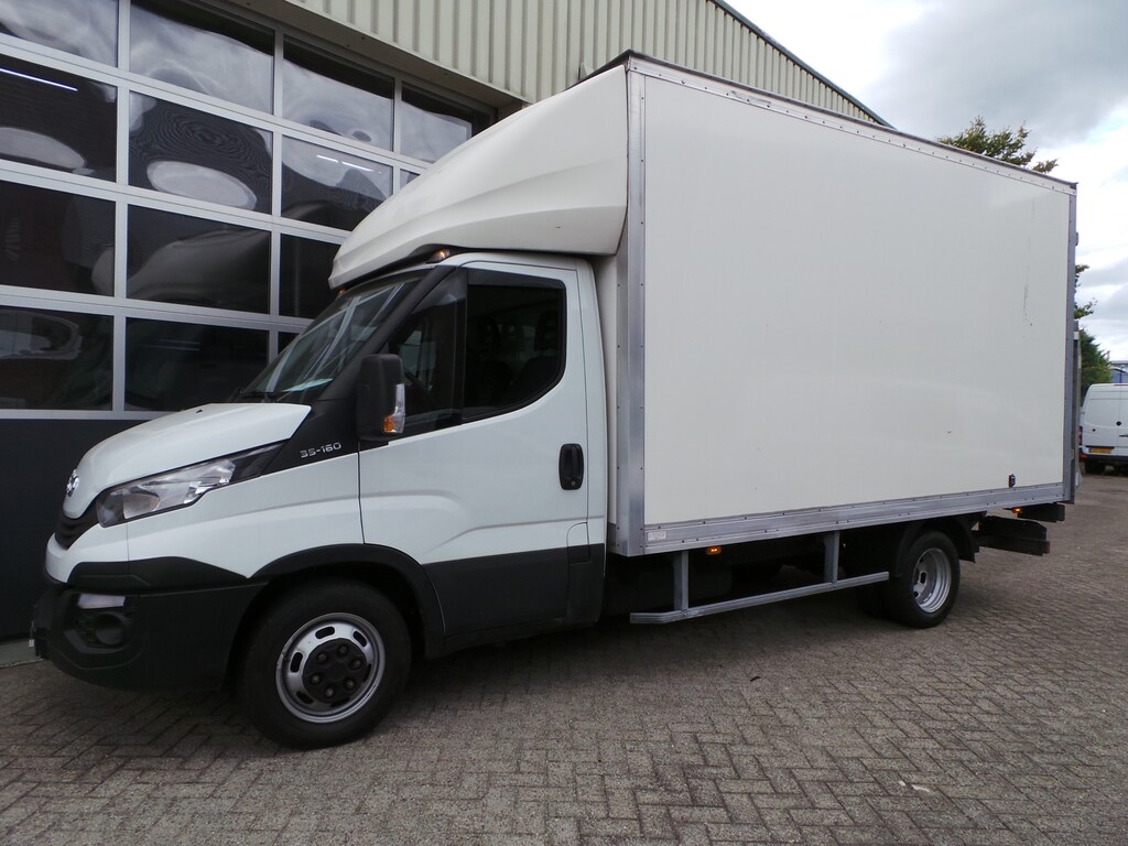 IVECO Daily 35C16 Bakwagen+laadklep airco,cruise,enz L410cm B208cm H230cm