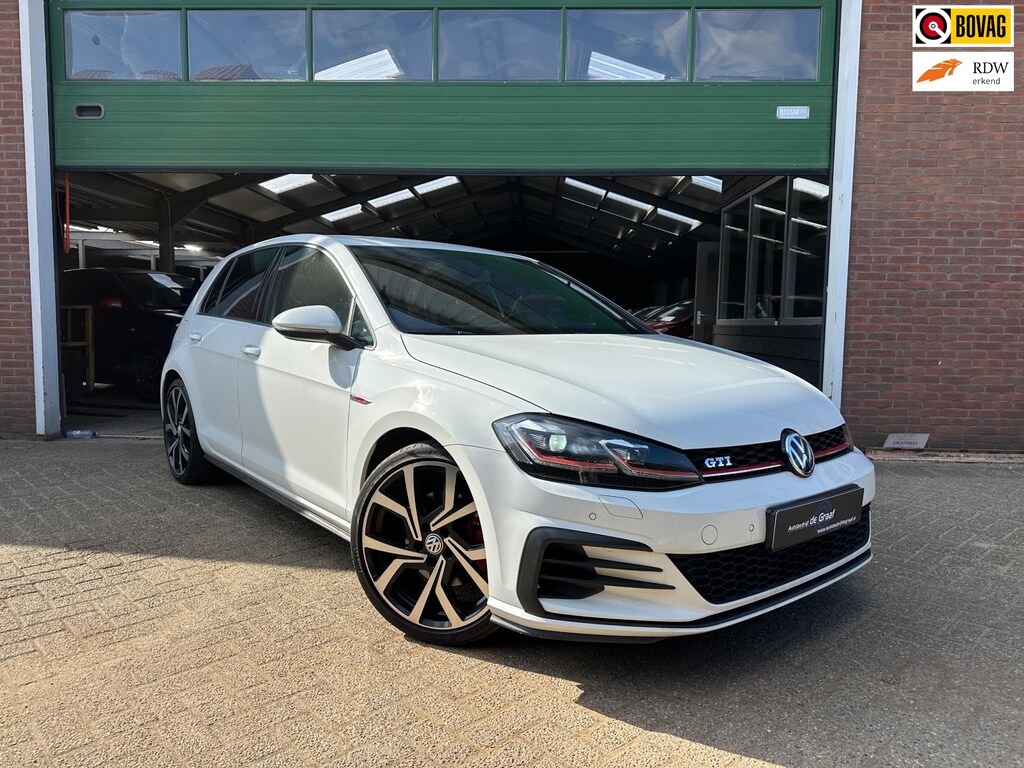 Volkswagen Golf 2.0 TSI GTI | NAVI |TREKHAAK/CAMERA/PDC | CARPLAY |