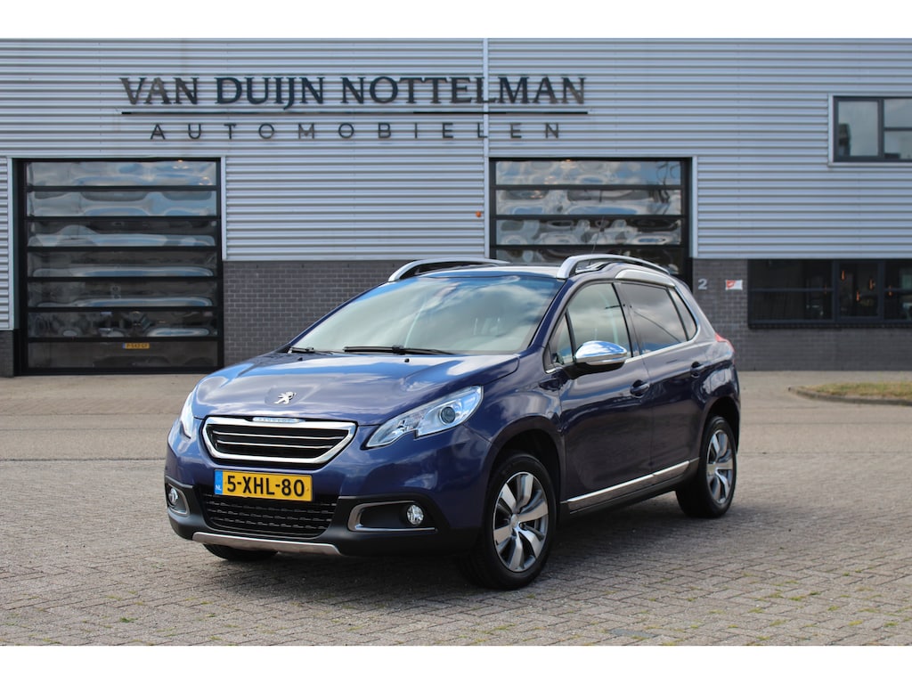 Peugeot 2008 1.2 VTi Allure / Automaat / Panoramadak / Navigatie / N.A.P.