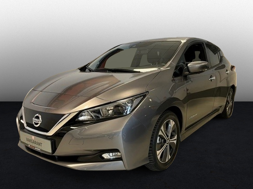 Nissan Leaf N-Connecta 40 kWh ( Orig. Nederlandse auto / lage kilometers )