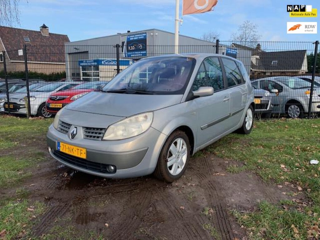 Renault Scenic 2.0-16V Privilège Luxe lmv/clima/trekhaak/