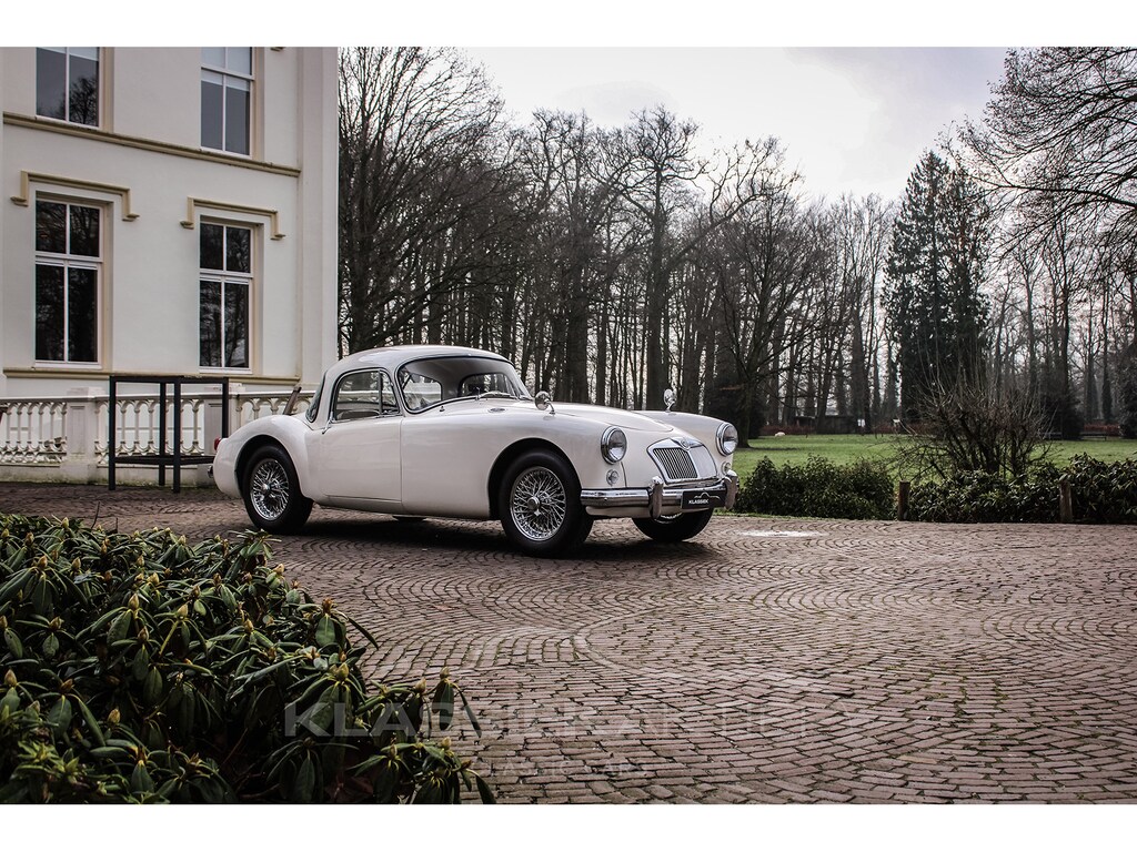 MG MG A MGA Coupé 1500 MK1