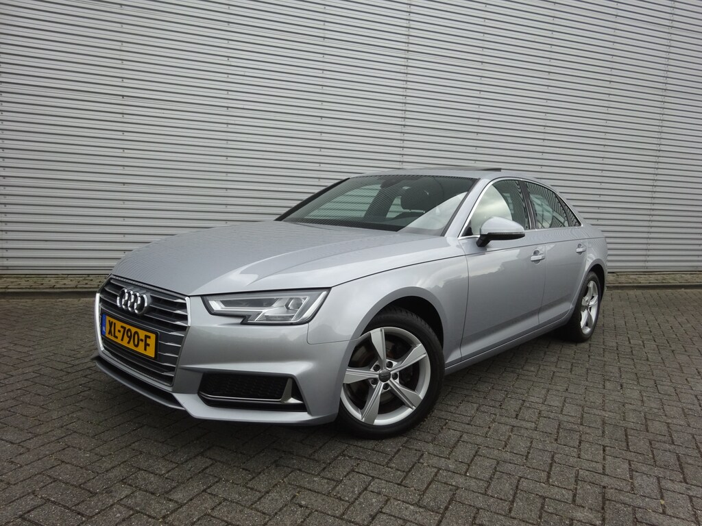 Audi A4 Limousine 35 TFSI Sport Lease Edition 1e Eigenaar -  AUTOMAAT / Climate / Navi / Cruise / Pano / Parkeers. / NAP