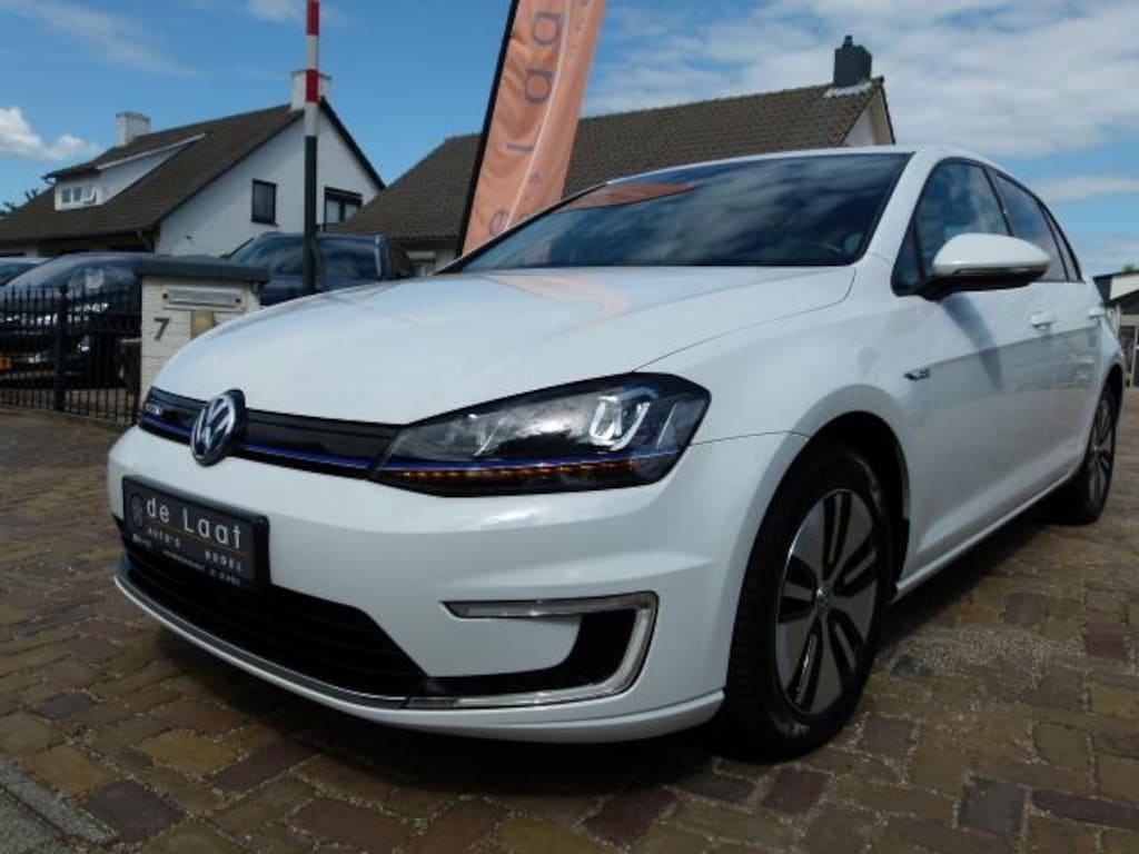 Volkswagen E-Golf FULL OPTION Volkswagen e-Golf e-Golf, FULL OPTION