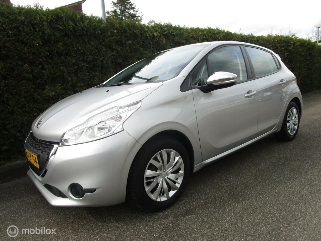 Peugeot 208 - 5 DEURS - AIRCO - CRUISE CONTROL - 87.000 KM