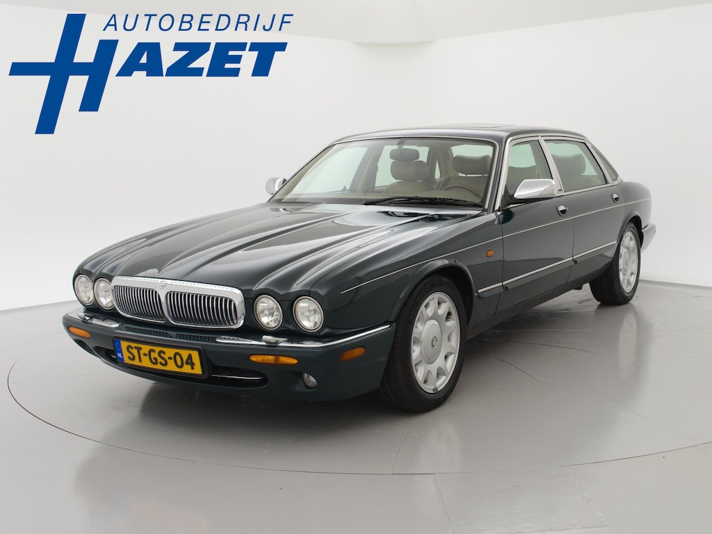Daimler Super V8 4.0 364 PK SUPERCHARGED AUT. *ORIG. NL* + SCHUIFDAK / LEDER / STOELVERW.